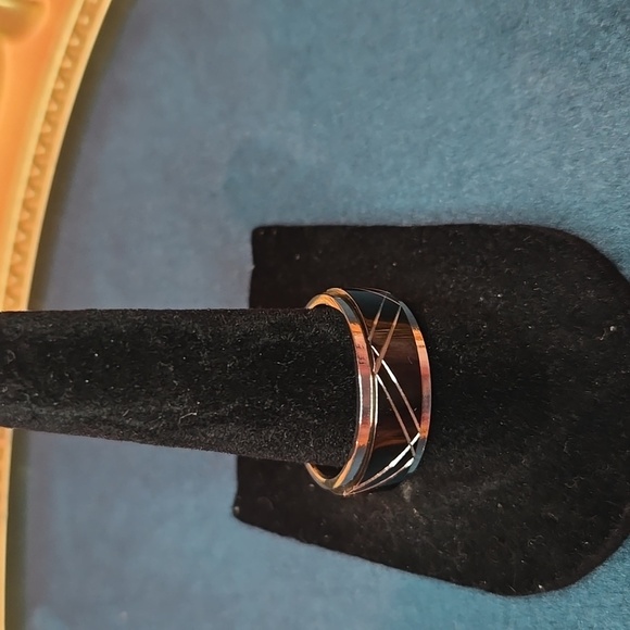 Black and Silver Stainless Steel Spinner Ring Brand New - Picture 5 of 5